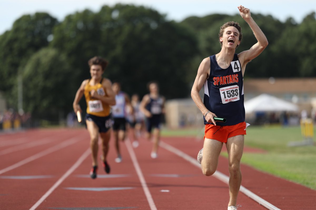 The Spartans of <a href="/wstrackandfield/">West Springfield T&F</a> win the 4x8 #6A #MileStates 

🎥 va.milesplit.com/videos/390304