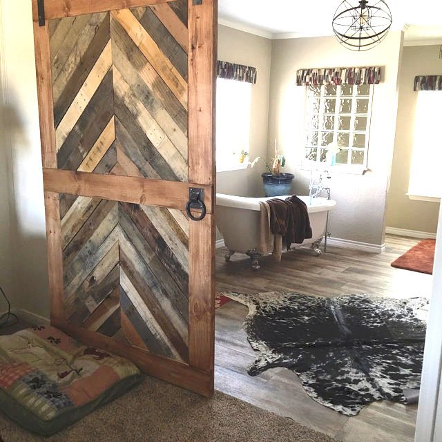 ManyMoonDesign's tweet image. We love working with reclaimed wood and the character it gives to homes. We wanted to share some great ways to incorporate it into your home. manymoonsdesign.com/2019/05/31/rec… #reclaimed #reclaimedbarnwoodflooring #reclaimedlumber #reclaimedbeams #reclaimedslabs #reclaimedtimber