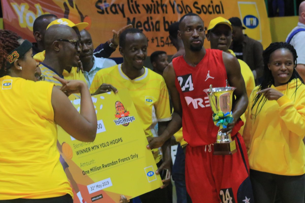 ferwabaRW's tweet photo. @ferwabaRW handles the trophy to the winner @regbbcofficial 70-53 against @PatriotsBC #RWOT @reg_rwanda @MTNRwanda #REGvPAT https://t.co/t7rxbiGIB7