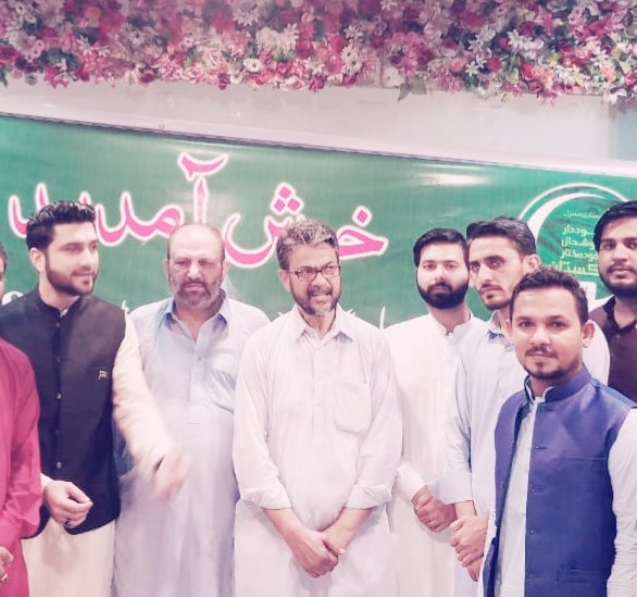 Ashraf_pk36's tweet photo. مسلم لیگ ن PS-128 میں افطار ڈنر کا اہتمام ہوا جس کہ میزبان ناصر الدین محمود صاحب تھے
افطار ڈنر میں سندھ کی قیادت کہ ساتھ ساتھ بزرگوں اور خاص کر #نوجوانوں_کی_بڑی_تعداد نے شرکت کی اور محسن پاکستان #میاں_محمد_نواز_شریف کا بھرپور ساتھ دینے کی یقین دہانی کرائی۔
(MSF-N) PML-N 💓🐅🇵🇰✌ https://t.co/hTP6e4irv3