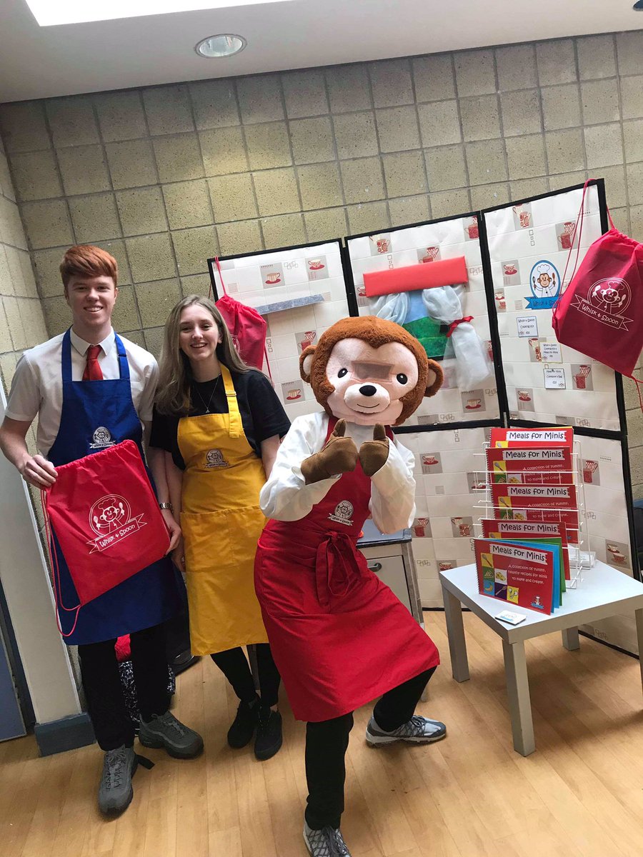 whiskandspoonco's tweet photo. Had such a successful day at @FAREGlasgow today 🙈 Thank yous so much for having us!! 😊 #TradeStand #Community #WhiskAndSpoon #MatthewTheMonkey https://t.co/jLhOUy6MHT