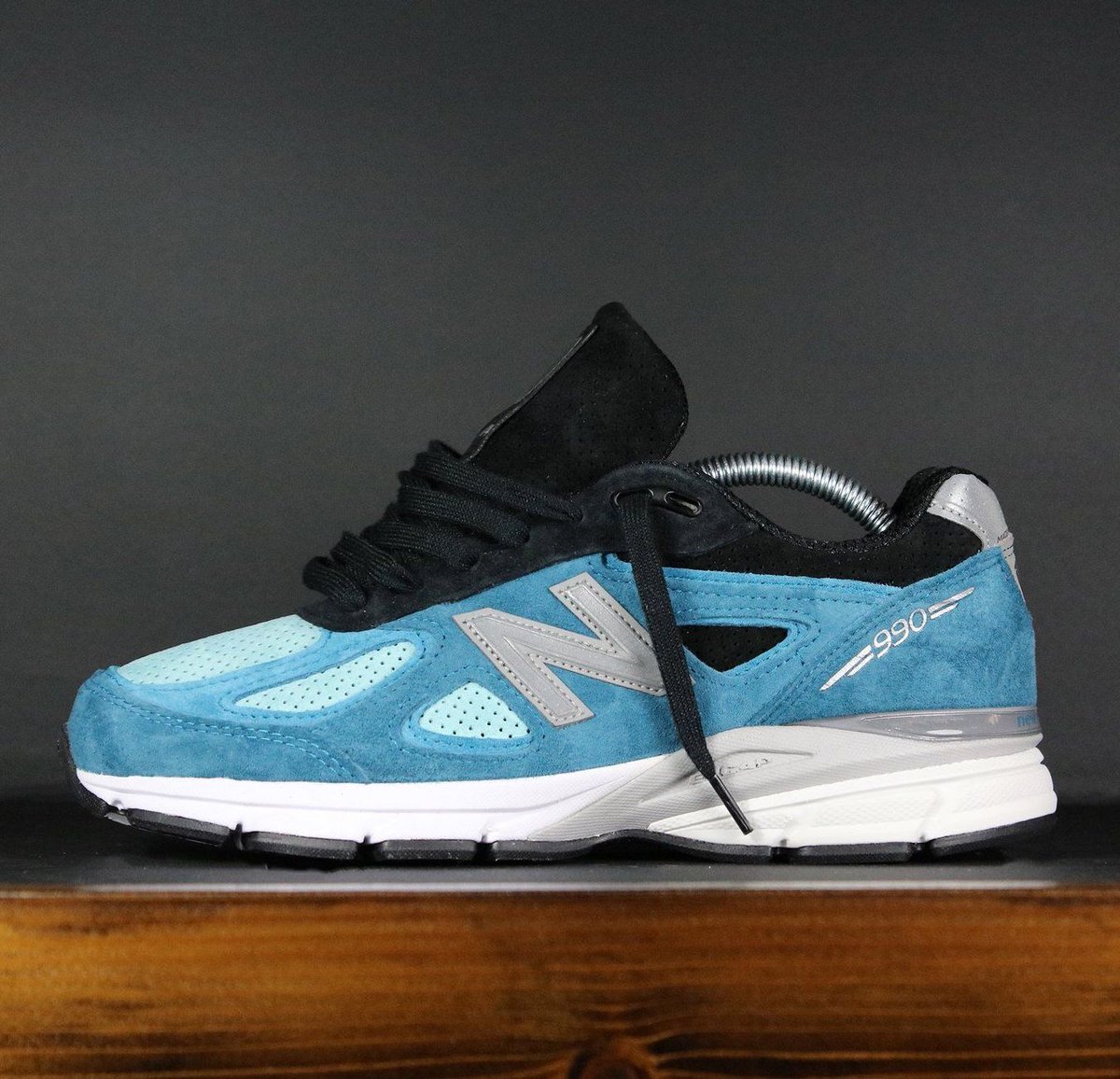 new balance 990 moroccan blue