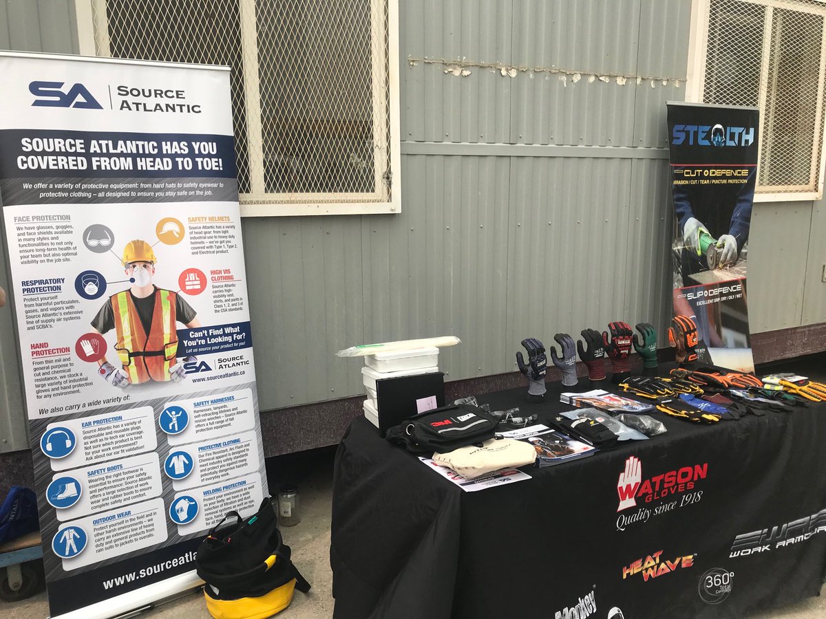 mickstero's tweet image. Louisiana Brady diggin Watson Gloves New Commander Gloves. #axiom #sourceatlantic #commander #watsongloves #woundedwarriors