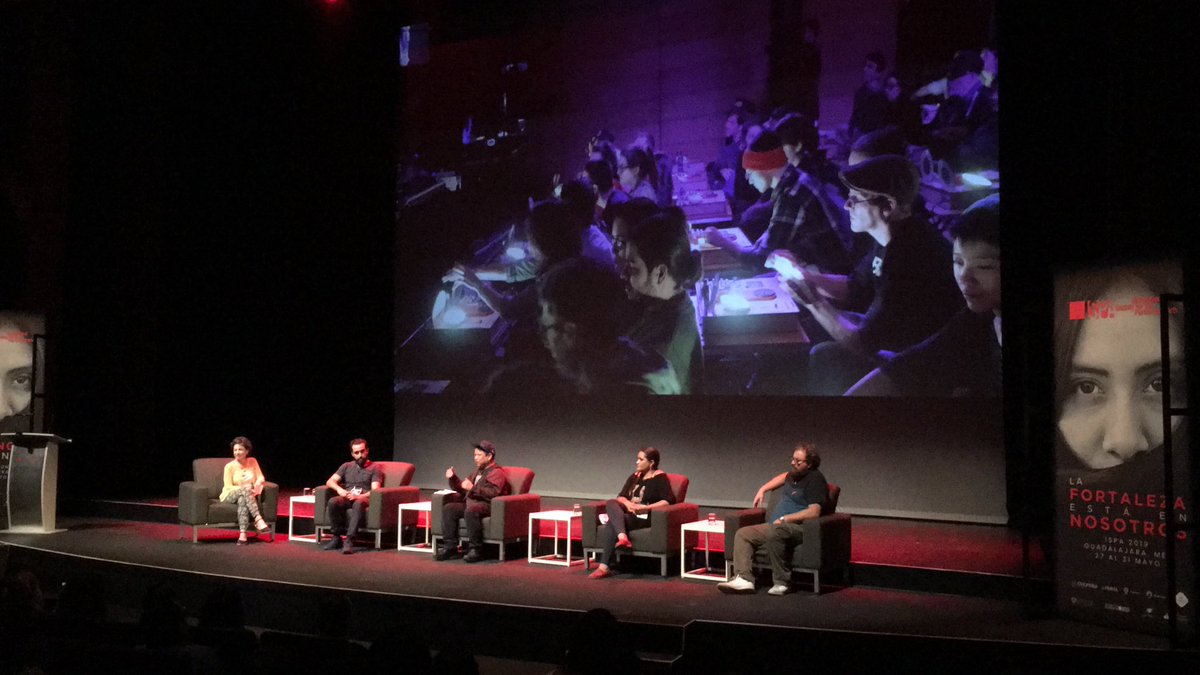 oliverzuritamx's tweet photo. E las últimas actividades del día, @ISPA_global presentan la nueva curaduría de contenidos para niños y jóvenes de n la formación de audiencias.
@kidkoala, Manuel Lagos, Álvaro Díaz (@31minutos_tv) y Susana Romo (#FITPA
Festival Internacional de Teatro para los Primeros Años) https://t.co/6jvsY1BTb5