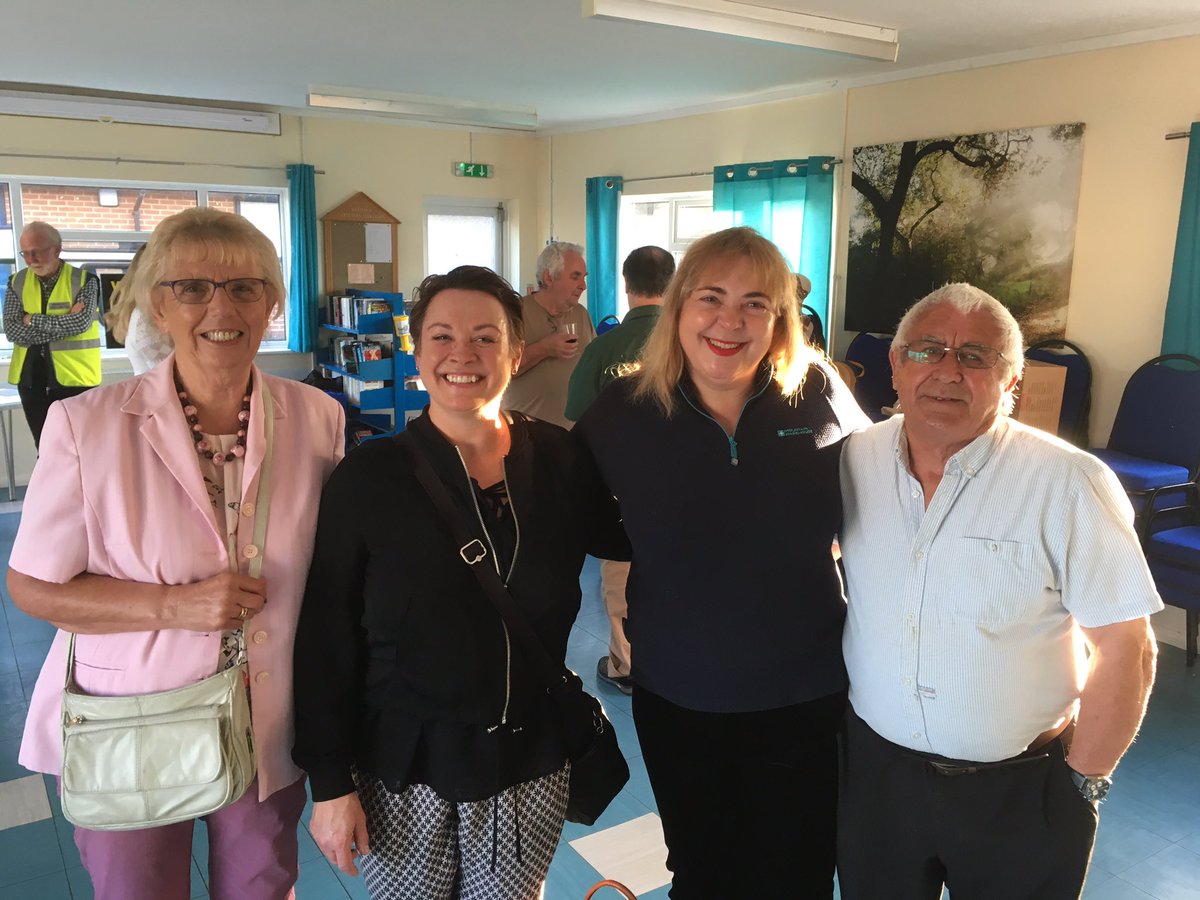jennyHollingsbe's tweet photo. #SellindgeParishCouncil Annual Parish Meeting - speed watch #Lympne #Defibulator #HopkinsTrainingandsupport #SellindgeGarageSafari 15 Sept etc Annual reports @fstonehythedc and @KCCpressdesk https://t.co/b8tV5uBT4d