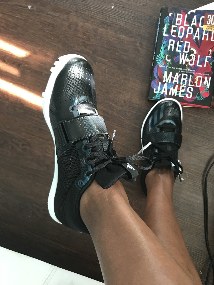 AsiaStormborn's tweet image. This week I learned about jumping shoes. Now I’ve got some 😏. Hoping to see a gain since I’ve been working on my LJ this week. 💪🏾 #tracklife #mastersTrack