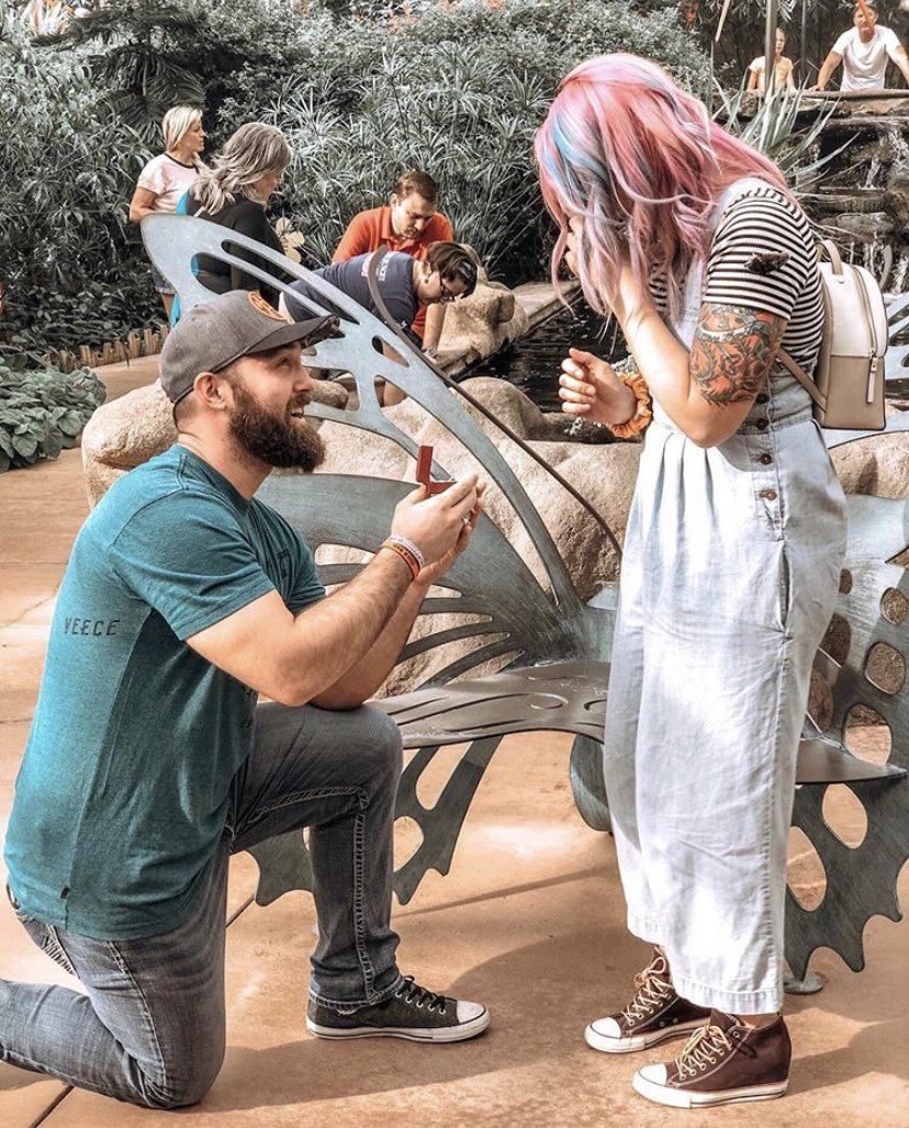 ButterflyLandAZ's tweet photo. It's #FanPhotoFriday and this one gives us ALL THE FEELS! Congrats you two on your engagement! 😍🦋#ButterflyWonderland
📷: @iamjennaclark https://t.co/b7OoCWHV3I