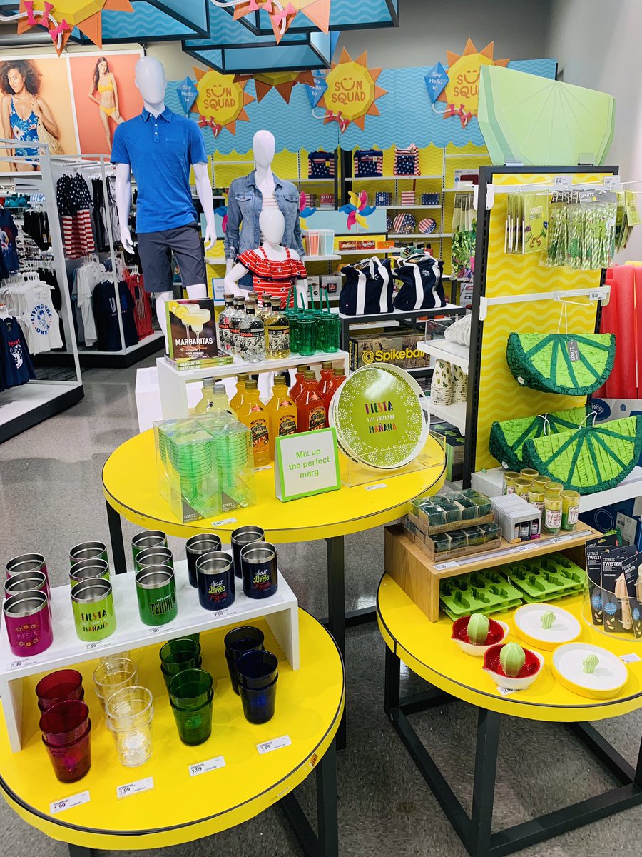 klawder's tweet photo. Getting #TrendSpot set ahead of schedule with some summer fun ☀️🧡☀️💛 https://t.co/89DaYGwyP3