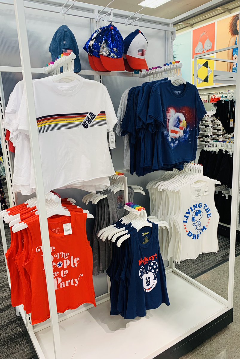 klawder's tweet photo. Getting #TrendSpot set ahead of schedule with some summer fun ☀️🧡☀️💛 https://t.co/89DaYGwyP3