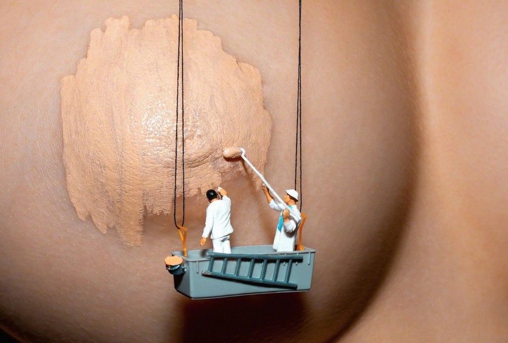 This week in weekend links! 🖇️ Nude artists battle the algorithm, beach reads come back into season, and Sarah Lucas’s performance piece "One Thousand Eggs: For Women" goes live in Los Angeles (with, of course, teens in phallic costumes). fieldsmagazine.com/fields/2019/5/…