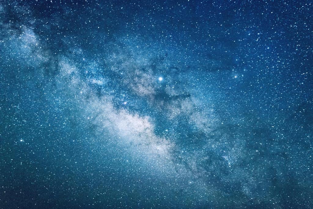 Best_Space_Porn's tweet photo. My friends taught me how to take pictures of space, and we’ll this one I can gladly say turned out alright. https://t.co/oXEIrmYQDV