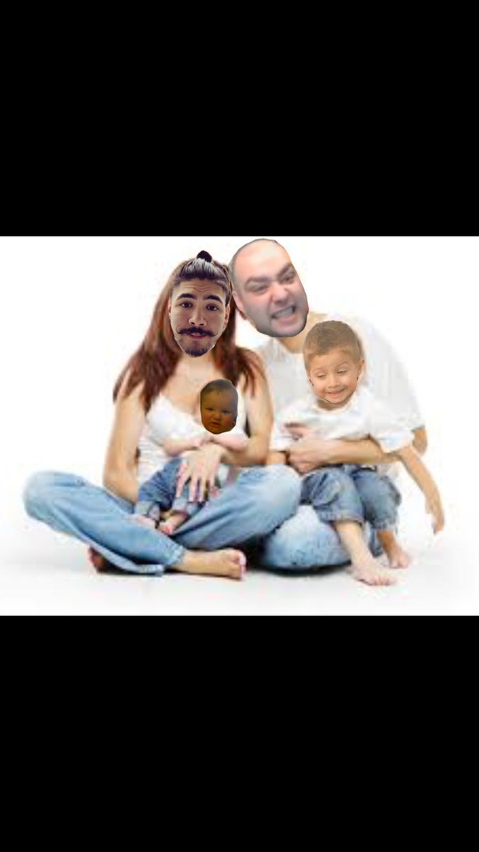 YoutubeSiid's tweet photo. @Castro1021 @bateson87 I present to you the Bastro Family https://t.co/fEeehIRQic