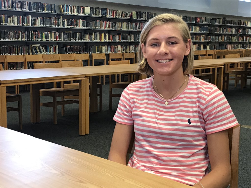 ariodzernbc6's tweet photo. You could say Maddie is in a league of her own, the only girl playing high school varsity baseball in Broward County. Meet her at 6 on @nbc6. #StudentsMakingADifference @browardschools @MatthewFritzius @PHS_Baseball001 https://t.co/GTDFIwYyu5