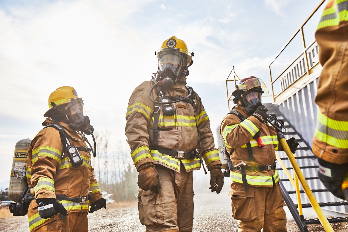 Thank you to the hardworking and brave first responders battling the #abwildfires. We are so honoured to partner with organizations like <a href="/AFCA2012/">AFCA</a> as we recognize the importance of supporting first responder organizations that are on the front lines keeping our communities safe.