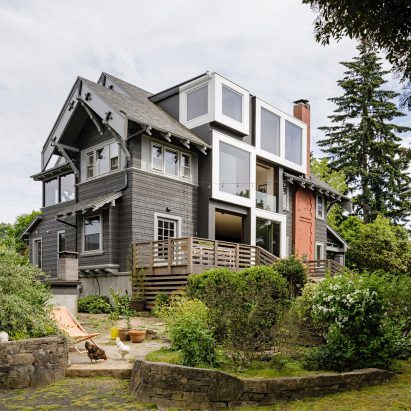 Half Three tweet media