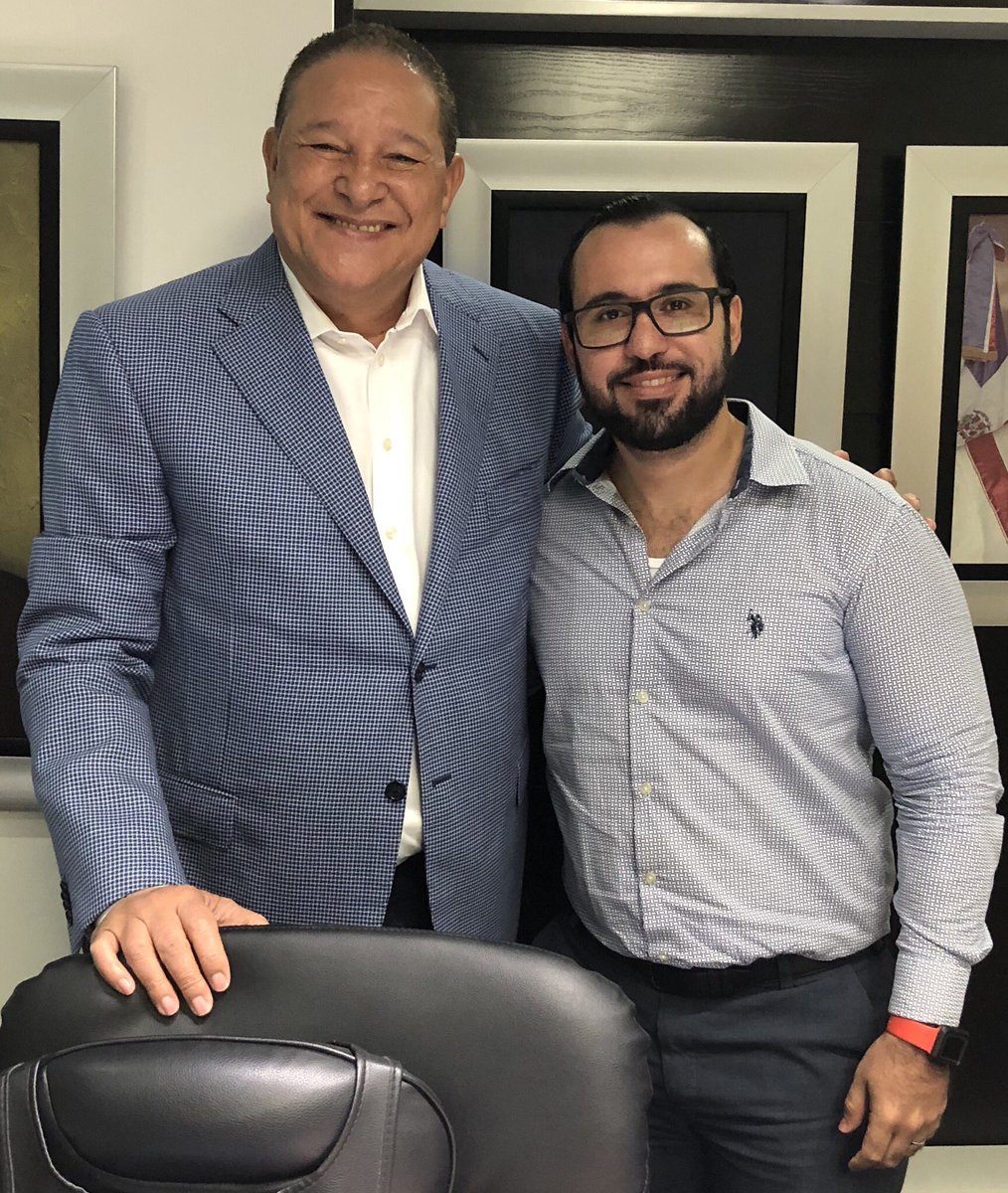 emilrgg's tweet photo. Hoy visitamos al Arq. Alejandro Montás, próximo Alcalde del Distrito Nacional.
#AlejandroAlcalde2020 #EmilRegidor2020 #AMilConEmil #LaJuventudSiPuede ✅ https://t.co/AUwIdEwEx0