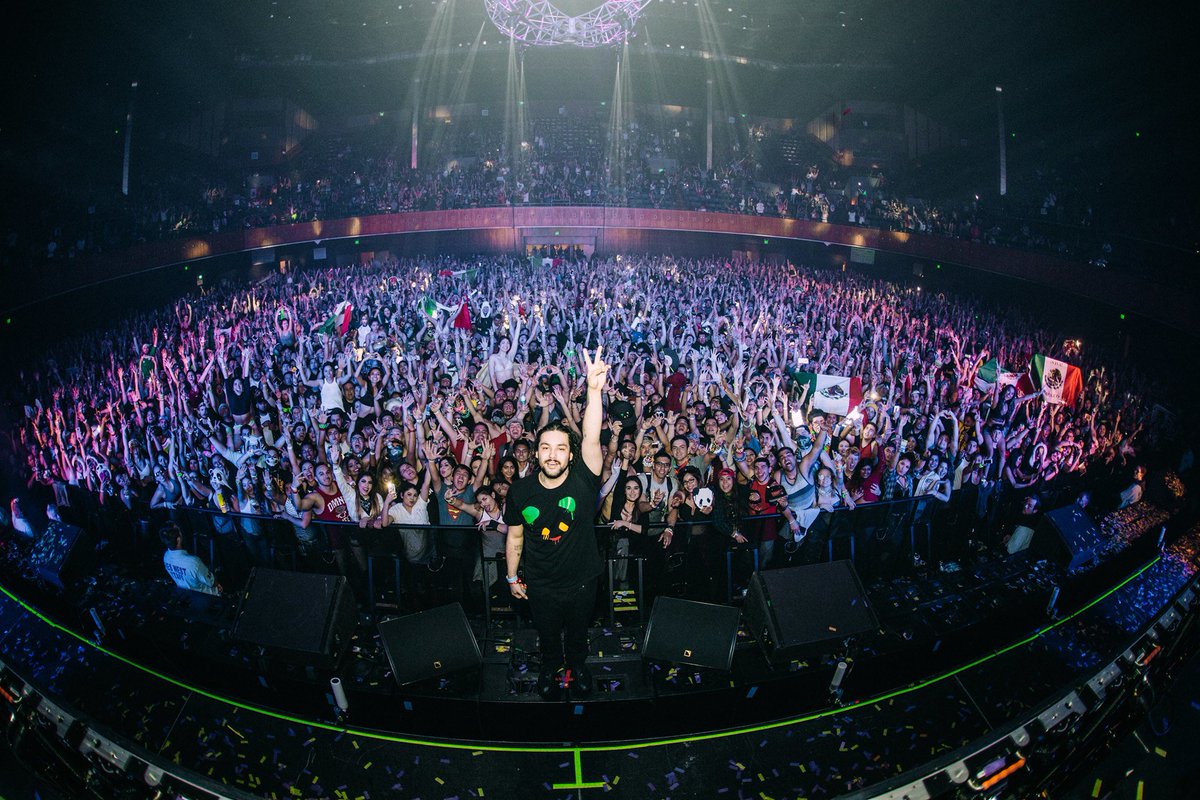 DoubleTree_SRC's tweet image. Deorro is coming to Sacramento! Grab your tickets now to see him at @theparksac on June 7th! 🎶

Tickets:
bit.ly/30H1Zhn