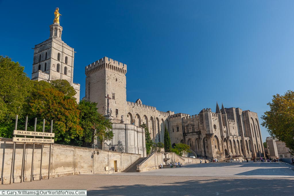 Today's post is about UNESCO places we've visited in France.  Our love of history &amp; culture always means we refer to their site when we plan a trip.  Do you have a go to reference when planning your trips? #Travel #Lppathfinders ow.ly/gDvv30oNAwQ