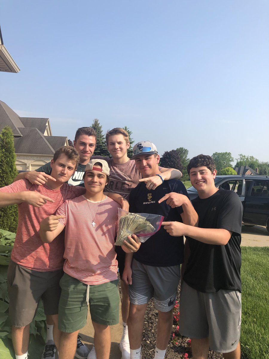 What a season boys and girls. Moist men are our champs!!!! They got all of u super wet. Celebrate hard boys💦💦💦💦💦!!!!!!!