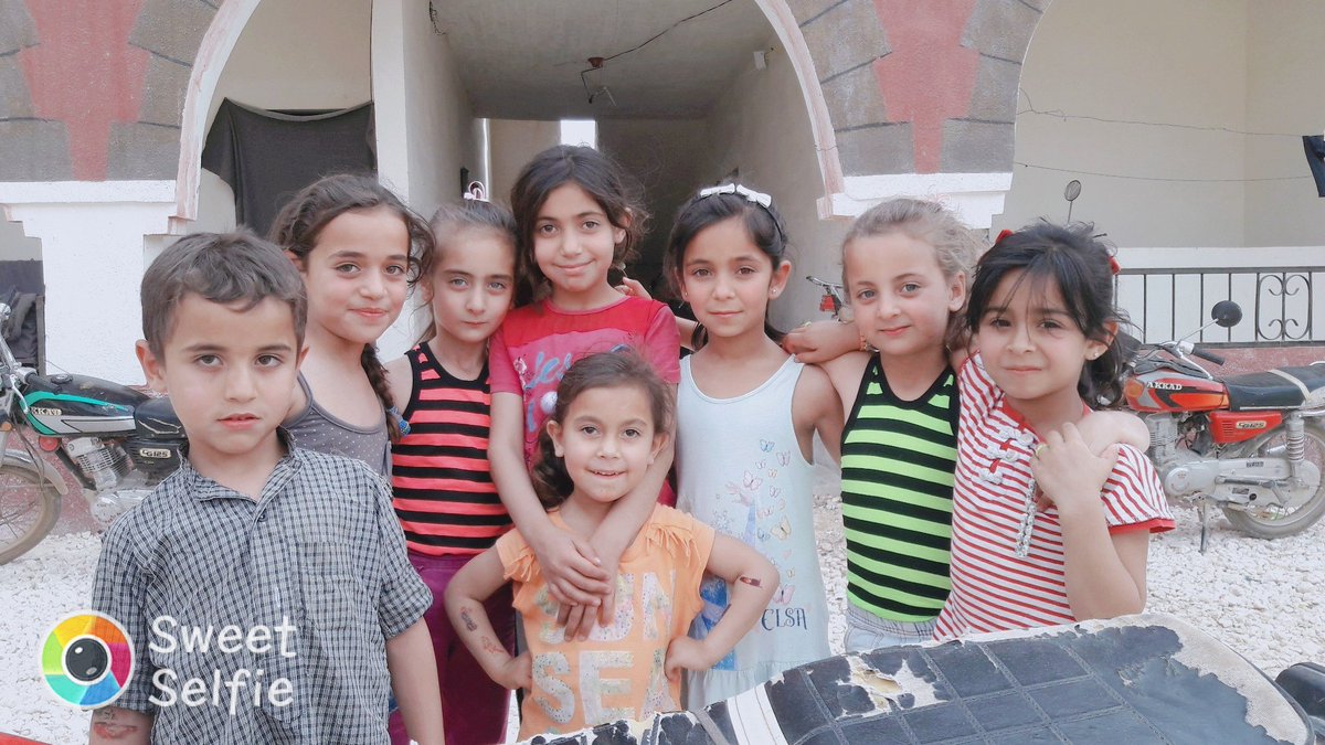 ويستمر النزوح وتمضي الايام