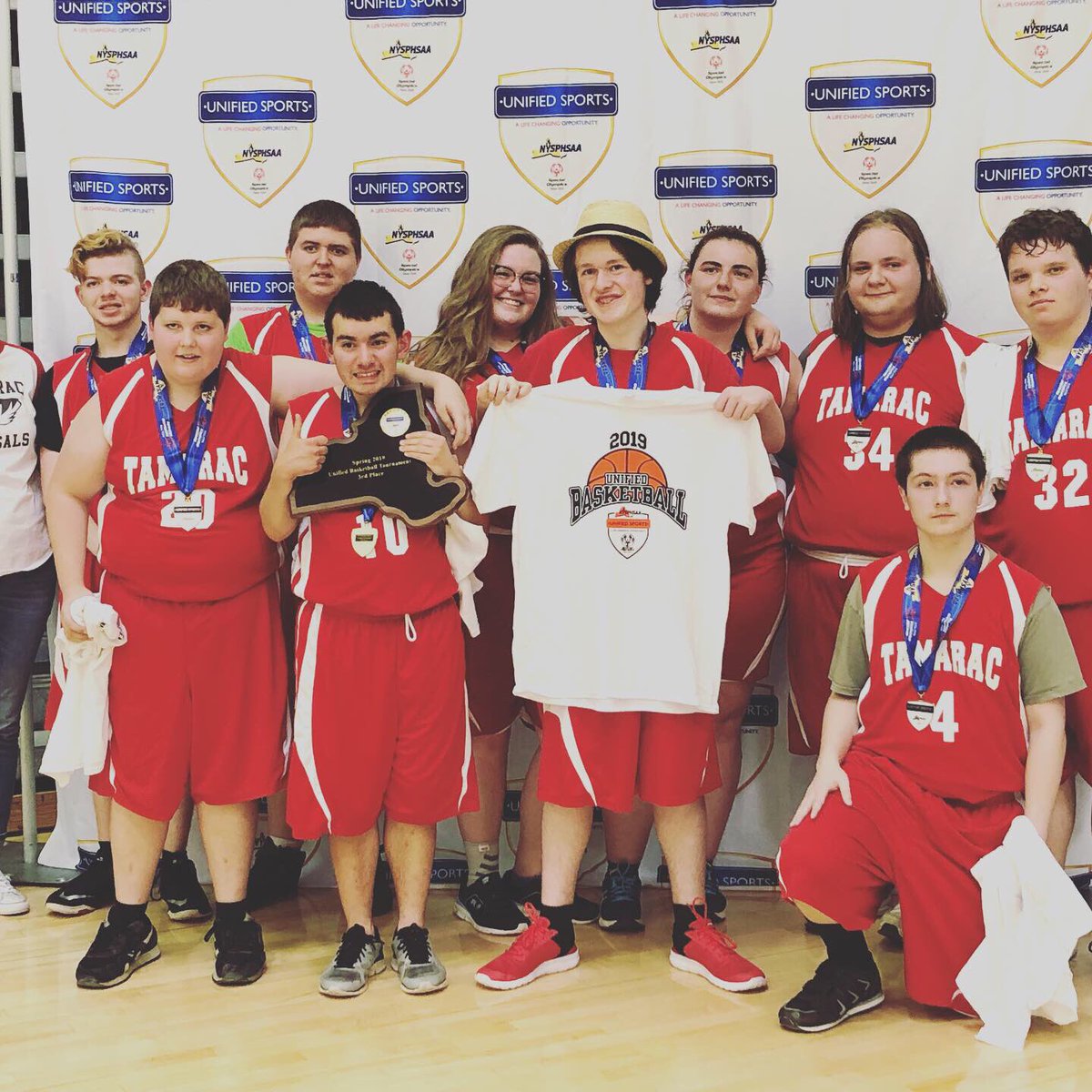 TamaracYac's tweet photo. Great way to end our season!  Tamarac victory over Hudson Falls 26-18, taking 3rd in our division. https://t.co/J9XE5AVfM1