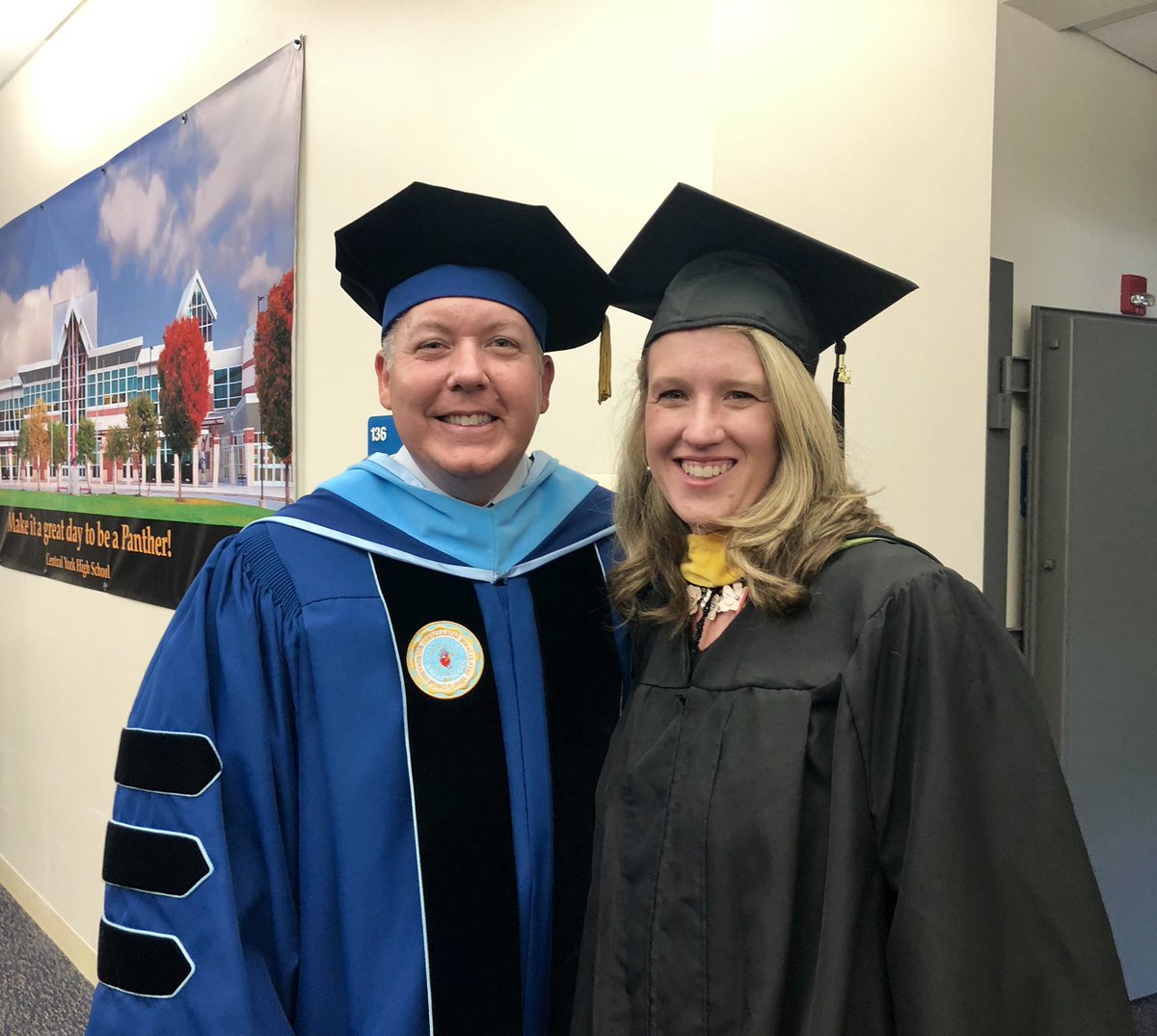 Matthew E. Miller tweet media