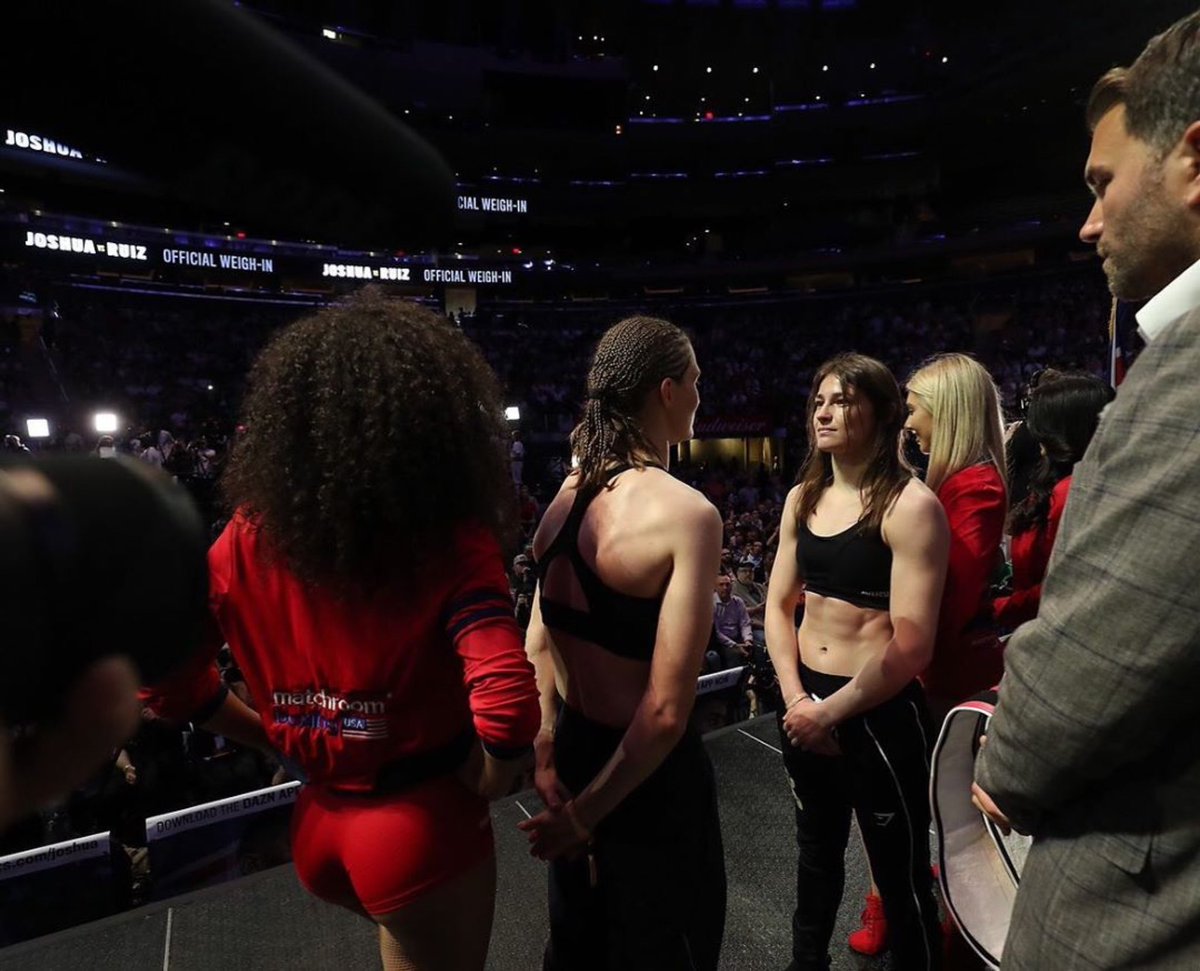 BFNpromotions's tweet photo. WE HAVE A FIGHT !!! #TaylorPersoon ⚖️ Delfine Persoon: 130.6lbs
Katie Taylor: 134.6lbs
#RoadToUndisputed #AndNew #TeamPersoon #Undisputed #Belgium #DelfinePersoon #Boxing #ImWithPersoon 🇧🇪 https://t.co/iFqCwGSB4T