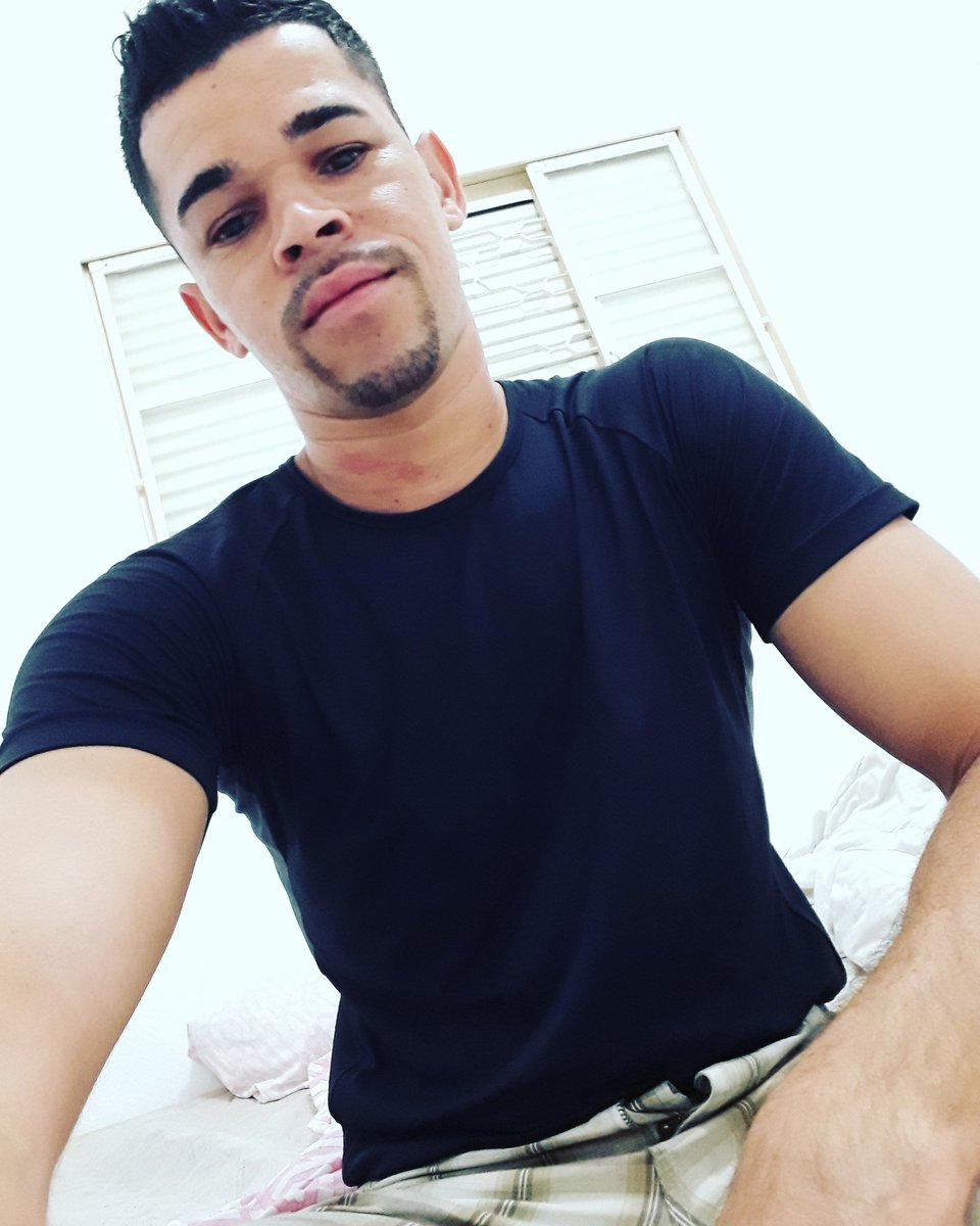 Welling04299618's tweet photo. A Coisa Mais Indispensável A Um Homem Eh Reconhecer O Uso Ki Deve Fzr Do Seu Próprio Conhecimento 😊😌

#BouaaNoitee ✌😘😝 https://t.co/XE6XcRuQy3