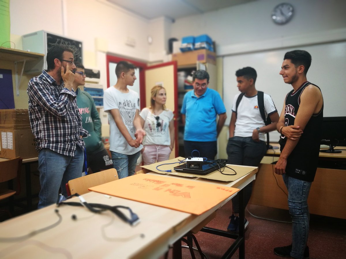 ACEColmenar's tweet photo. Seguimos buscando su #futuro académico. Esta vez en #FPB #IESVirgendelaPaz, @ieslacabrera y @IESSampedro3Can. Gracias por vuestra atención e información. Es esencial para seguir. https://t.co/cisZc8TQMQ