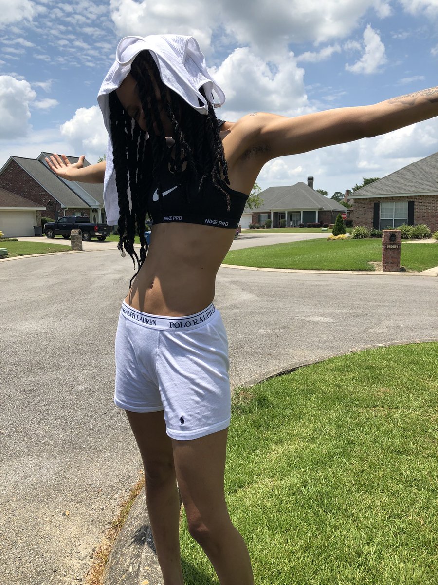 deediepops's tweet photo. Youngest OG DOIN ITππππβπ¨πβπ¨πβπ¨πβπ¨πβπ¨#shackback big brother https://t.co/UiqHFVAVFP