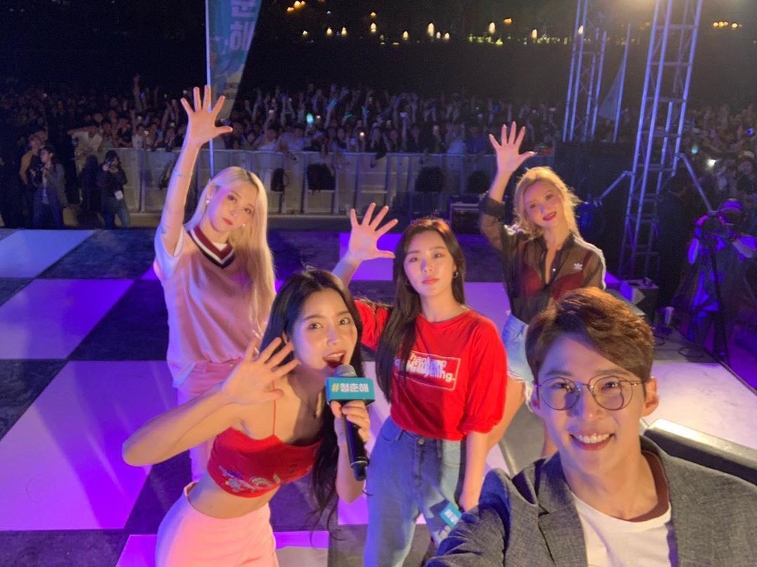 HwaSaBRA's tweet image. PIC | 31.05.19 — sh_jw0512 ig:

“Vocês me deram tudo...🔥”
-
#kt
#youthup #concertodecoversa #mamamoo #hyungdonanddaejun #projeto406 #energiaincrível #issofoidivertido!

.© byulsexual
