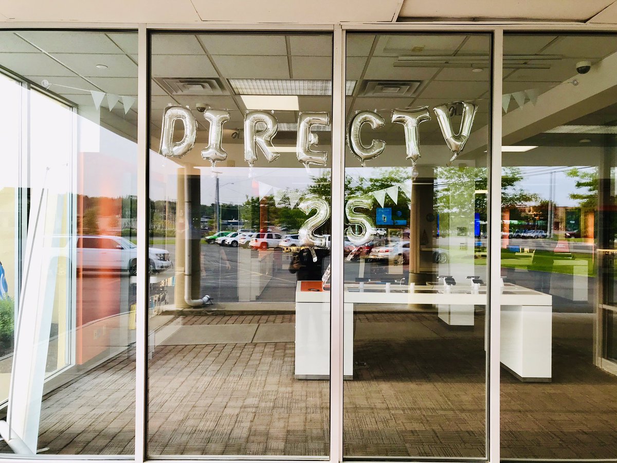 yesid_att's tweet photo. Bridge is ready to celebrate DirecTV #oneNYNJ #ATT #DirecTV25 @MichelleD_NY @gonty_13 @DFraser0107 @marcellobenny https://t.co/4RqVzROrig