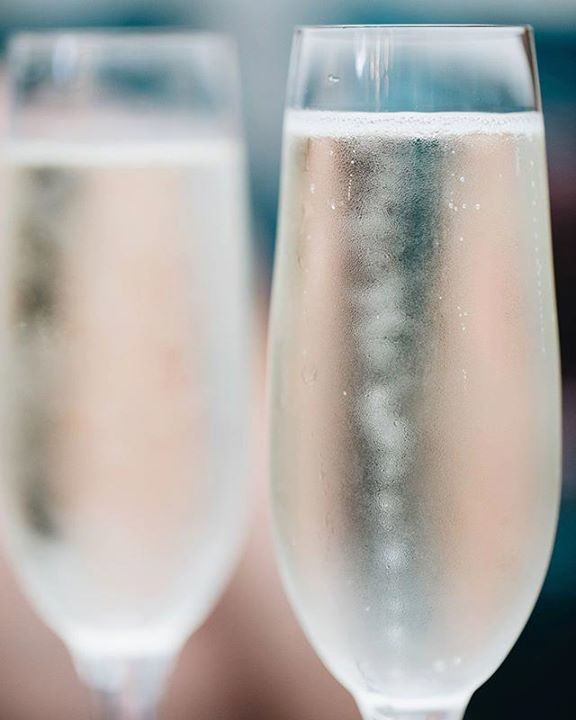Cheers, you’re winning this week like a champ. Now, who’s for a glass of champagne? | #rwhotelgeorgia bit.ly/2YWMvUE