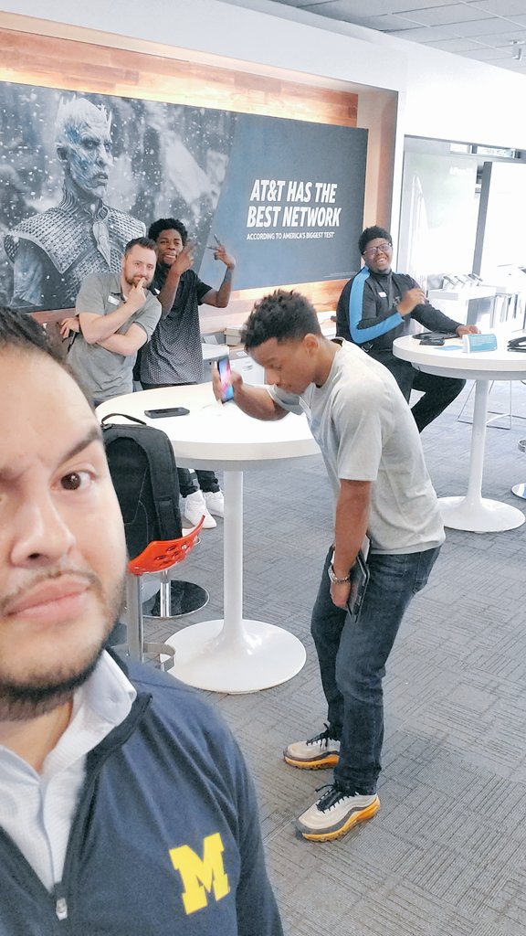 JohnRiveraCC's tweet photo. Dearborn aka #FEARborn closing the month out strong with some business game! Mark with the two-step into June 😂! @KelvinKing1986 @DemetrusHayes1 

#A2Dr
#Detroit
#Darksiders https://t.co/wLii8Wgfw9