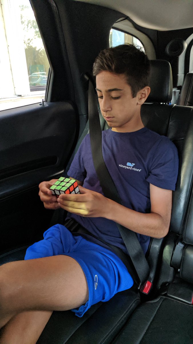 JavierQuinones1's tweet photo. When you're a Wiz Kid, solving a Rubix cube is like riding a bike....easy peasy #dannyqwizkid https://t.co/E3xBX1SD17