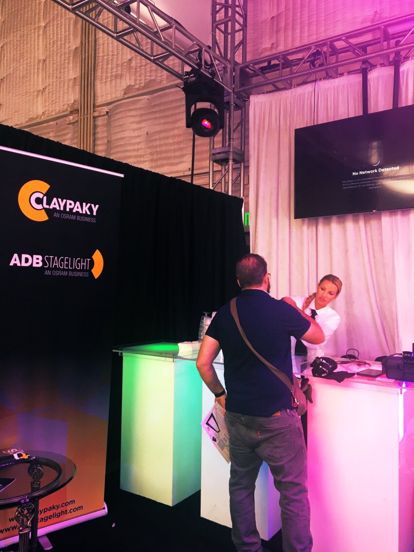 ClayPakyNews's tweet photo. Claypaky now at @CineGearExpo 2019 at Paramount Studios Los Angeles!
#Claypaky #CineGearExpo #SharpyPlus #Axcor #HYBEYE #MiniB @rstvisions https://t.co/upHomZrJ8B