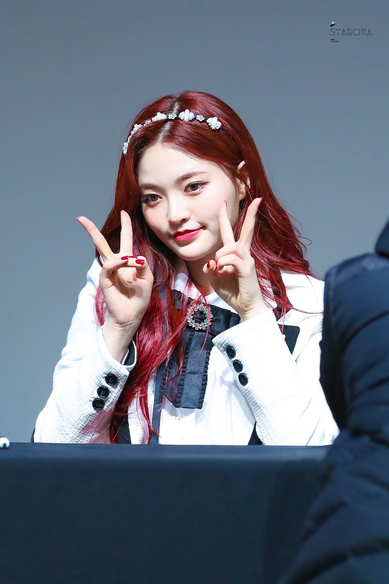 AIDmaxSB's tweet photo. 190405 #다이아 #DIA #NEWTRO #우와 동자아트홀 팬사인회 #솜이 #안솜이 04PICS @dia_official https://t.co/m6VdUXwxXR