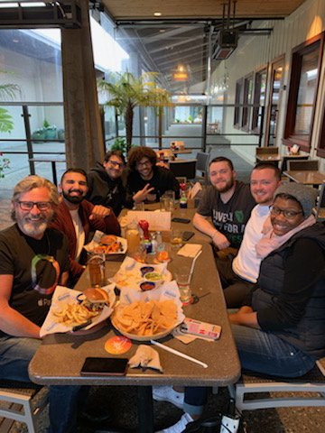 RonEappleseed's tweet photo. #R305 loves you @ryancocreative https://t.co/MRO7w2lFBL