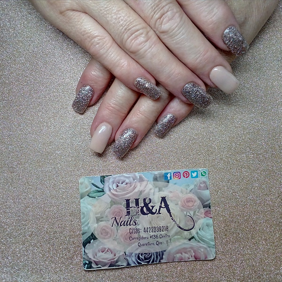 HyANails's tweet photo. #nails https://t.co/ym0aAZMRvO