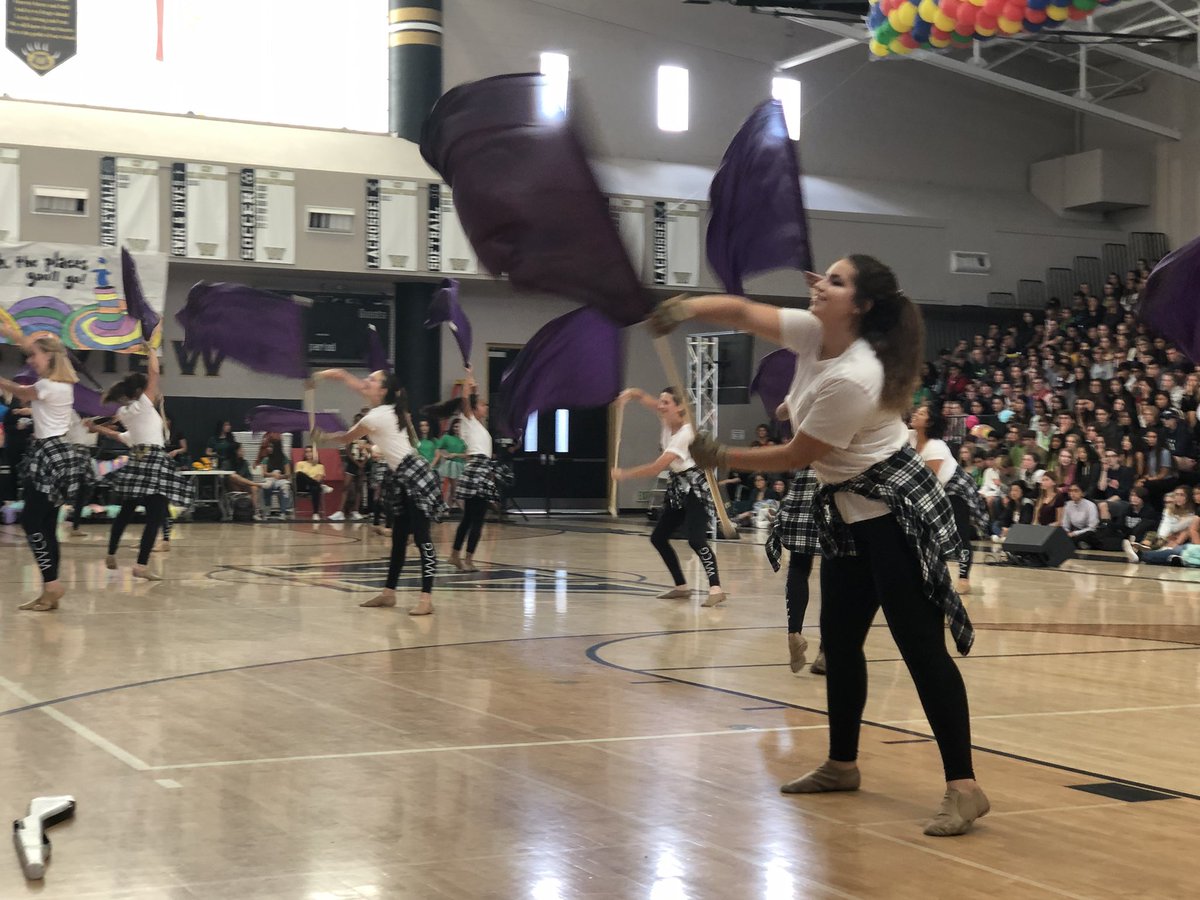 “Oh the Places They Go” awesome theme for the end of the year Pep Rally. #WolverineWay <a href="/PowayUnified/">Poway Unified</a>
