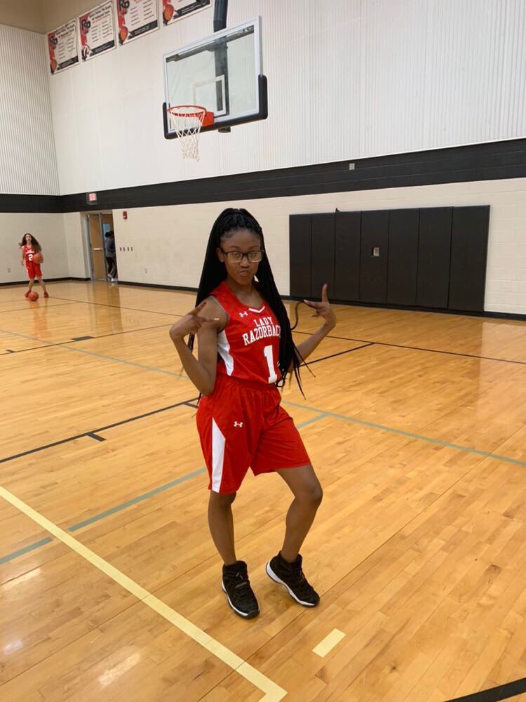 1annagibson's tweet photo. This was her last time wearing her basketball uniform for 8th grade students against the teachers they had so much fun #1 #basketball #player #pointguard #alvinisd #rodeopalms #razorbacks https://t.co/UqUi4jvfWT