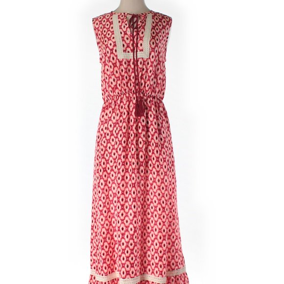 HaileighShipman's tweet photo. So good I had to share! Check out all the items I'm loving on @Poshmarkapp #poshmark #fashion #style #shopmycloset #hazel #maje #katespade: https://t.co/ax9haCHvbV https://t.co/LHh4bhbAdQ