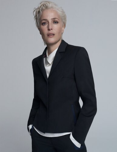 Gillian is so lovely in menswear She’s requires two tweets.