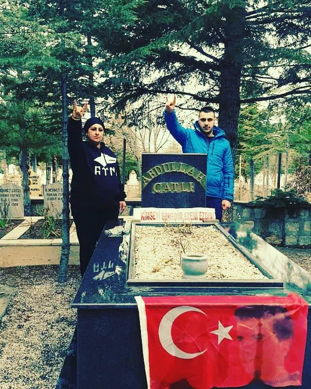 HanmReis1's tweet photo. TehditIerIe susanIar, korkanIar çıkar mutlaka ama… “Benim adım Abdullah Çatlı! Ben Allah’tan başka kimseden korkmam. İnancıma da söz söyIetmem. Kendinize gelin!”
1 haziran 1956 unutmad��k unutmayacağız unutturmayacağız unutmak tükenmektir. https://t.co/SNKyL3gili