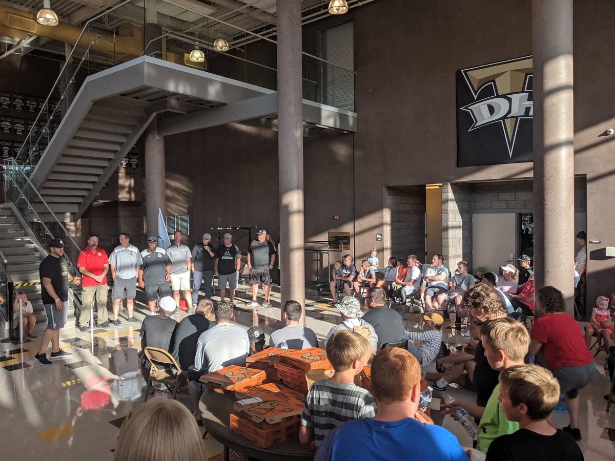 DhillsAthletics's tweet photo. @CoachMurdoch introducing his coaching staff as they and their boys finish #ThunderCamp for @DHillsFootball and learning about character and #TheSportLight
@E4Afamily
#ThunderFamily https://t.co/DnmIRNf7IY