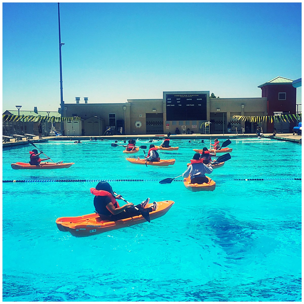 mrs_shimer's tweet photo. One of my favorite days of the year is when our kids get to kayak during our swim unit! They have such a blast 😁 #peteacherlife #SecPhysEd #achswolves @AmCanHS https://t.co/qbGx8xmgVs
