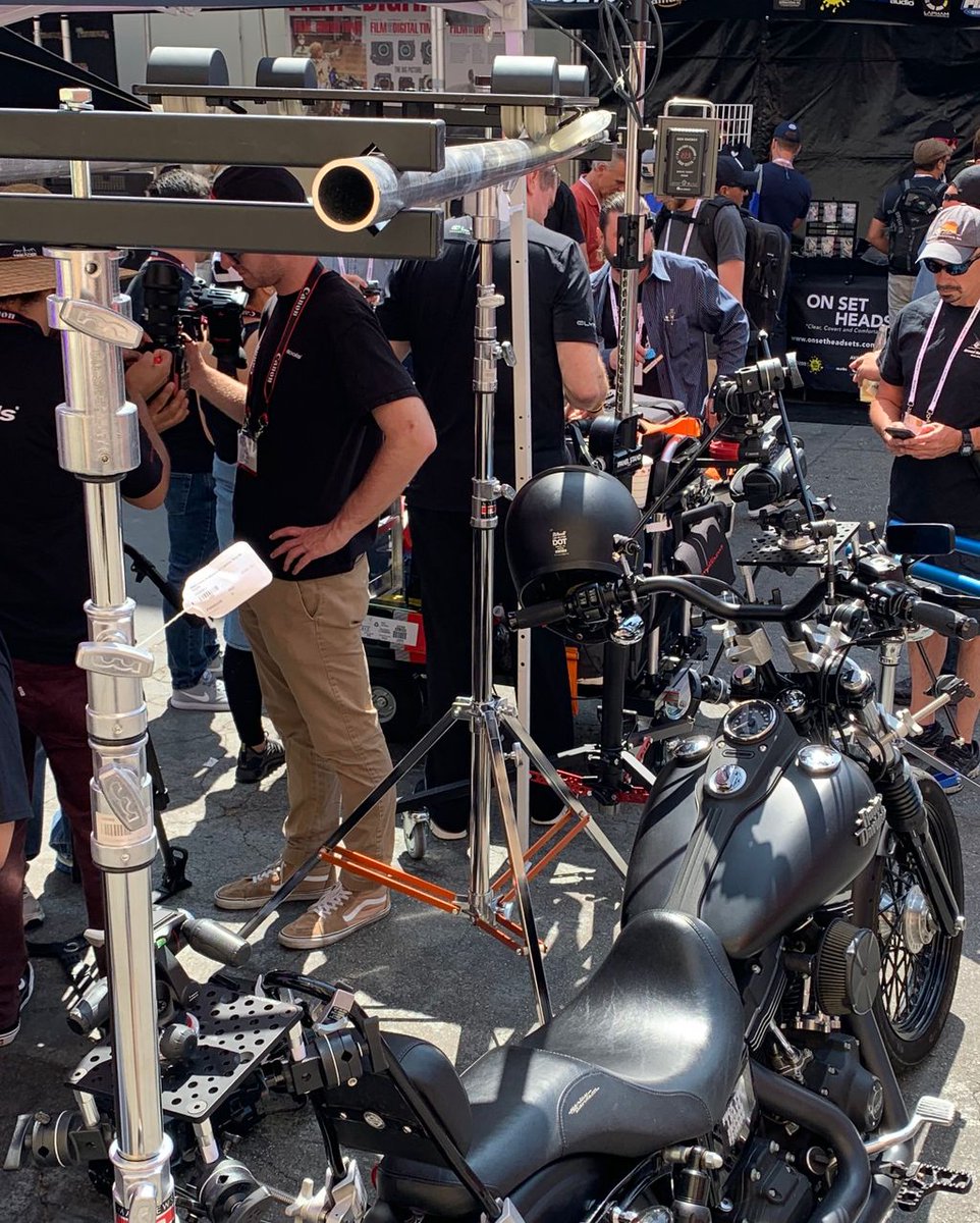 MatthewsGrip's tweet photo. #MatthewsGrip is all over #CineGearExpoLA2019! Here is the #DuttiDolly being under-slung and the #MiniGrip Kit holding the camera at the @Filmtools booth.
Thanks to the Filmtools crew for the support! visit them—and us—at the Expo. Booth 145 https://t.co/yySxbXF8L1