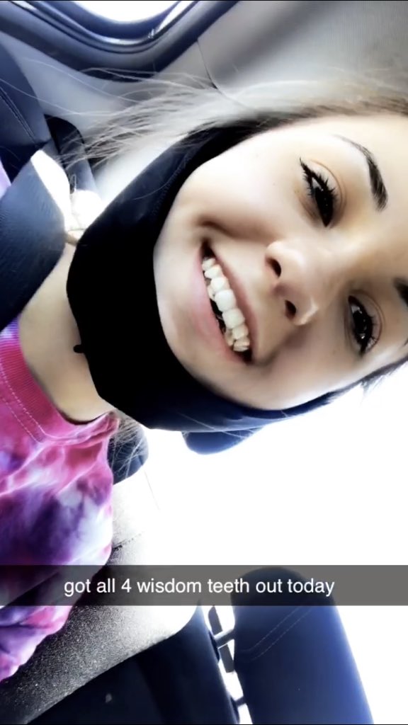 i hope everyone finds their person like i’ve found mine. i feel so lucky to have someone who loves me unconditionally even when i was an ugly mess ❤️ thank you for being my best friend