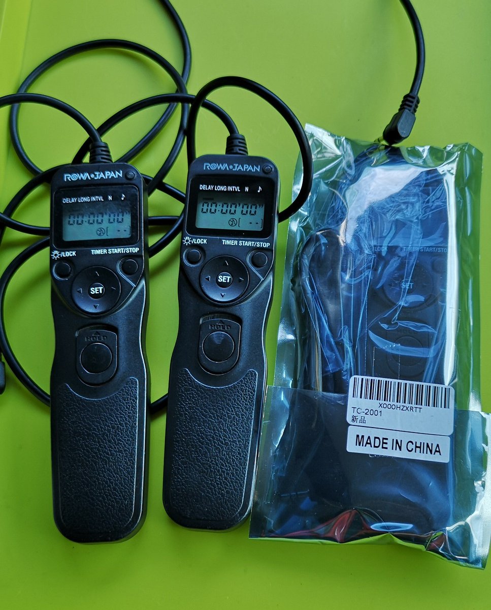 stargazer0622's tweet image. 1本断線したっぽいので1本追加。3年くらいはもってるかな。断線より先にスイッチ接触不良がきて、タイマーには使えるがバルブには使えなくなるというパターンもある。 #intervalometer