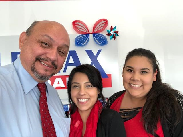 FRASANGUI's tweet photo. ORANGE!!!!! saying thank you to all our troops and remember those who gave their lives to protect our liberty!!!!!!!! Thank you and God bless you all!!!!!!! @OBielss @ted_helgesen @richstacy4 @Michael10121430 @NBAXTERD30 #TMXCares #TMXProjectSERV https://t.co/IUTrS6Jcat